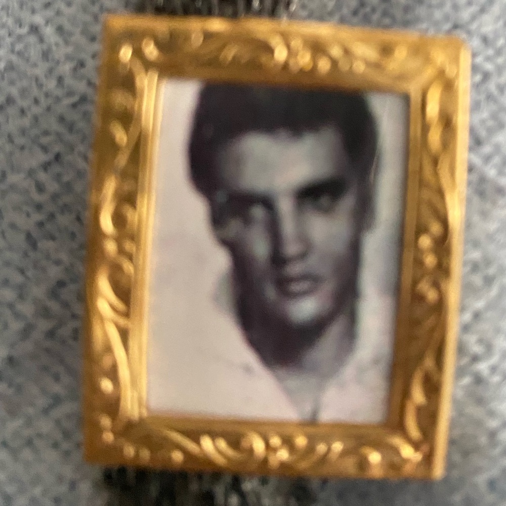 Elvis Button Covers - Mini Ornate Gold Picture Frame Button Covers - Set of 3 - Picture 3 of 6